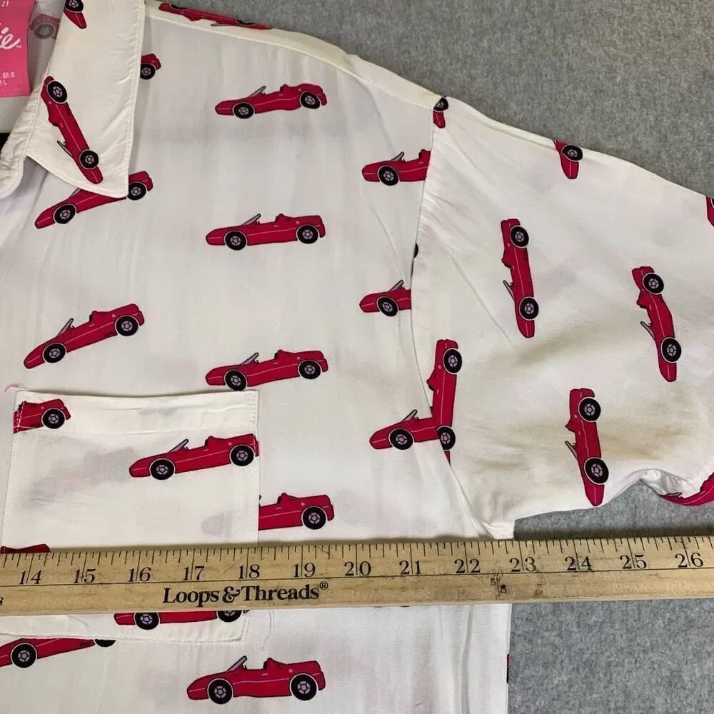 Barbie x forever 21 button front womens large shirt pink car short sleeve - Picture 8 of 8